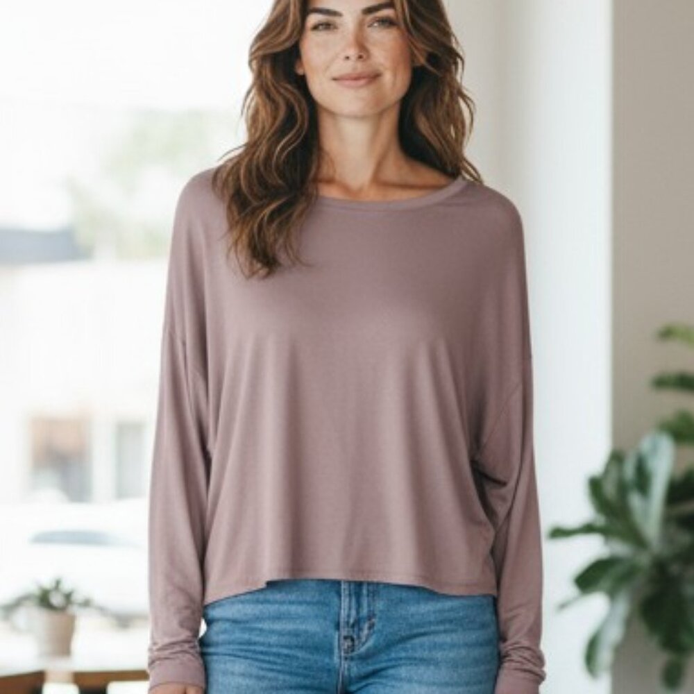 Old Navy Active Long Sleeve Open-Back Top | Mauve | Medium Tall - Picture 3 of 8